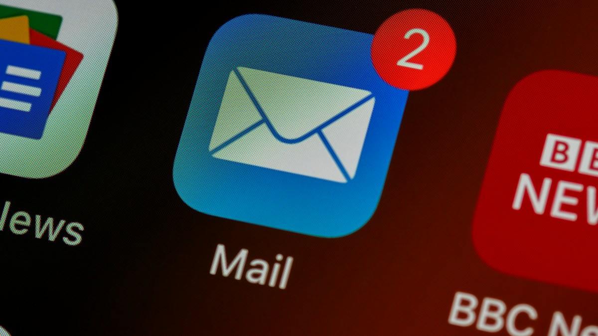Автоматизация маркетинга с помощью ИИ: email-рассылки для крупной базы контактов